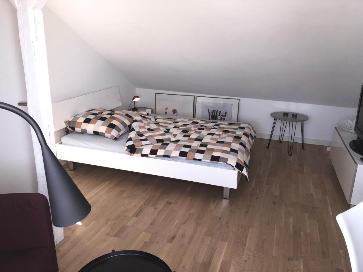 Privatzimmer Schoenfelder デュッセルドルフ エクステリア 写真