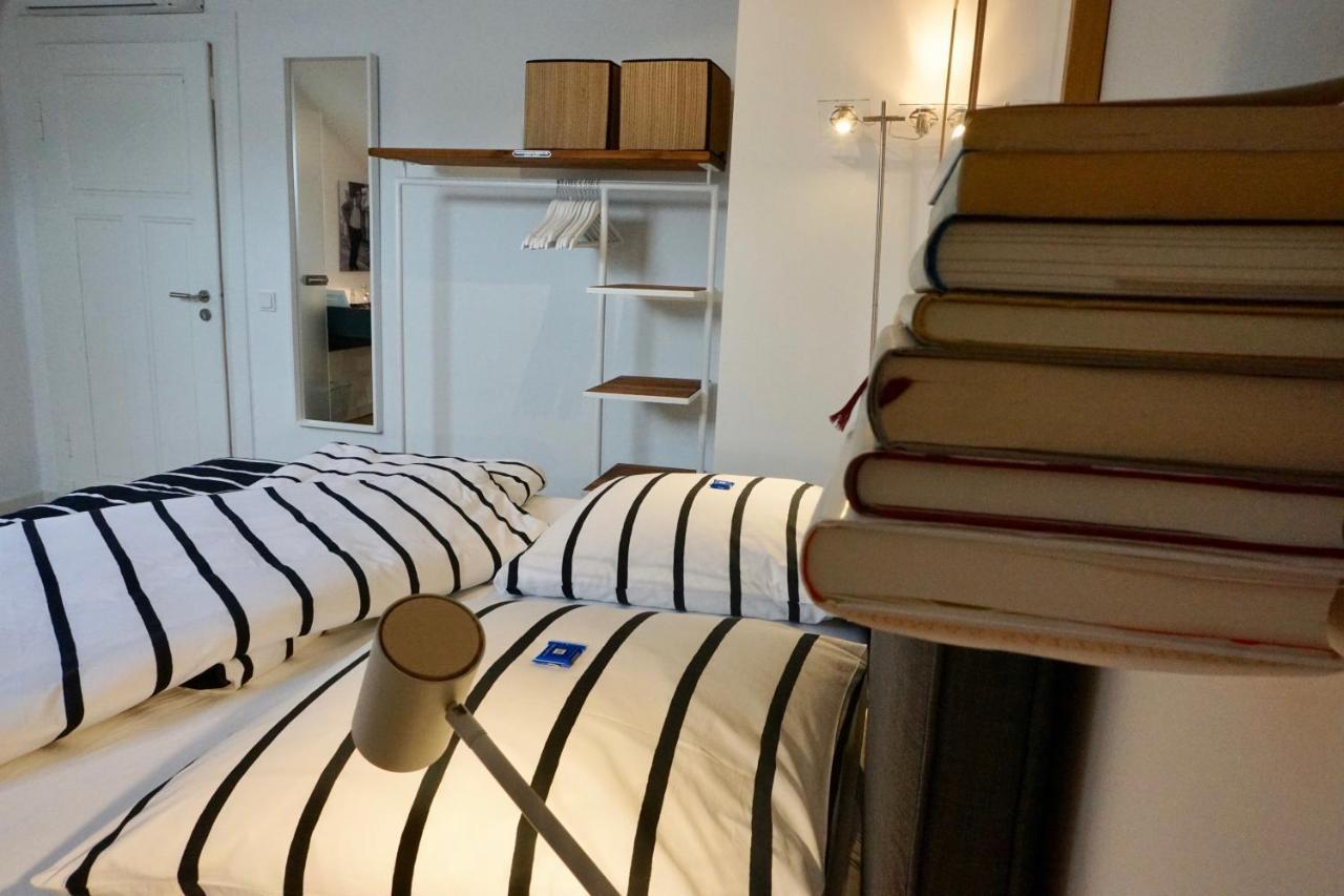 Privatzimmer Schoenfelder デュッセルドルフ エクステリア 写真