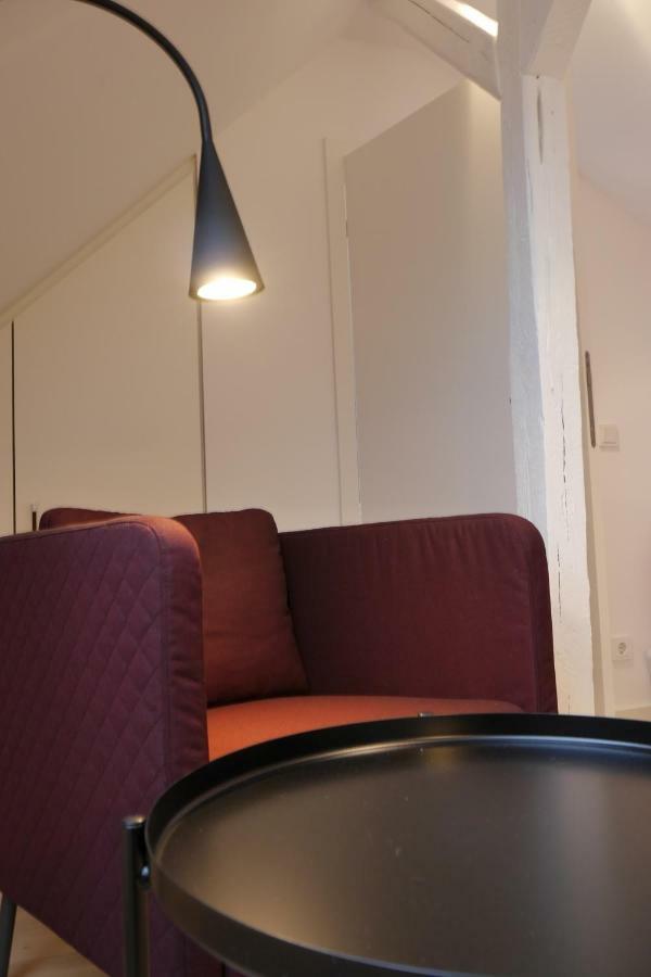 Privatzimmer Schoenfelder デュッセルドルフ エクステリア 写真
